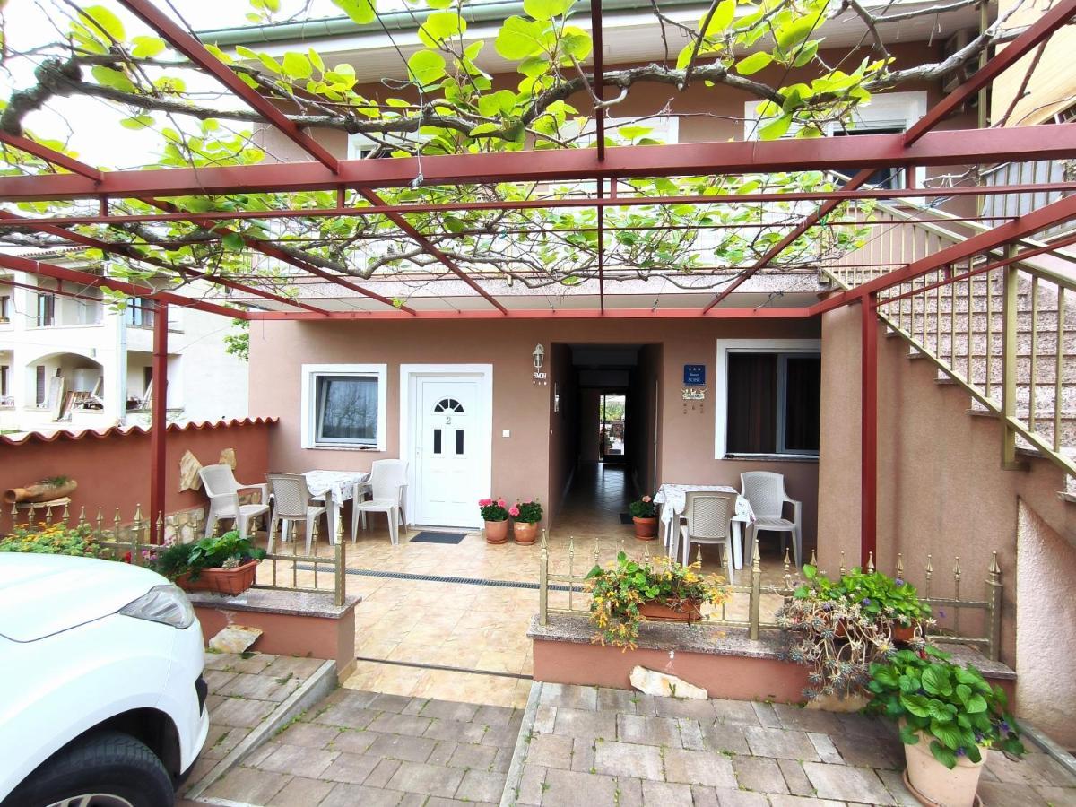 Rooms Katarina Kadumi Exterior photo